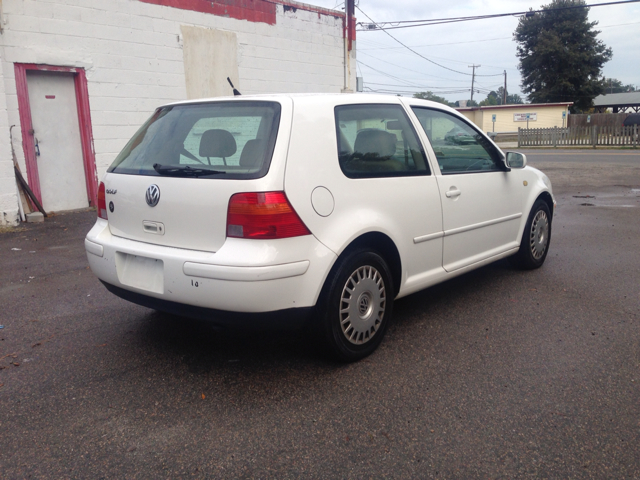 1999 Volkswagen Golf I-4 Manual