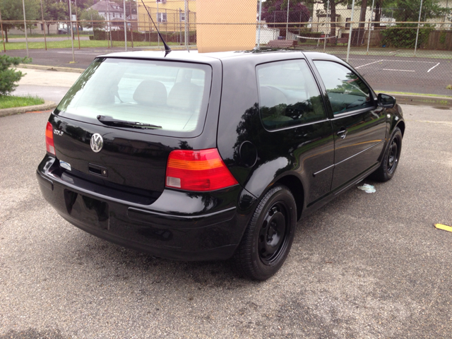 2001 Volkswagen Golf I-4 Manual