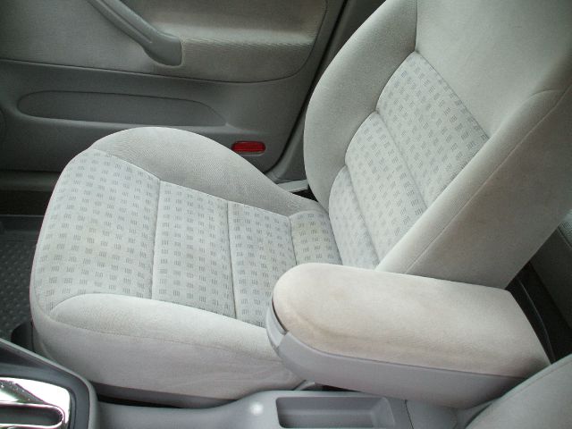 2002 Volkswagen Golf Quad Cab 4x2 Shortbox XLT