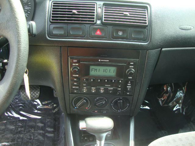 2002 Volkswagen Golf Quad Cab 4x2 Shortbox XLT