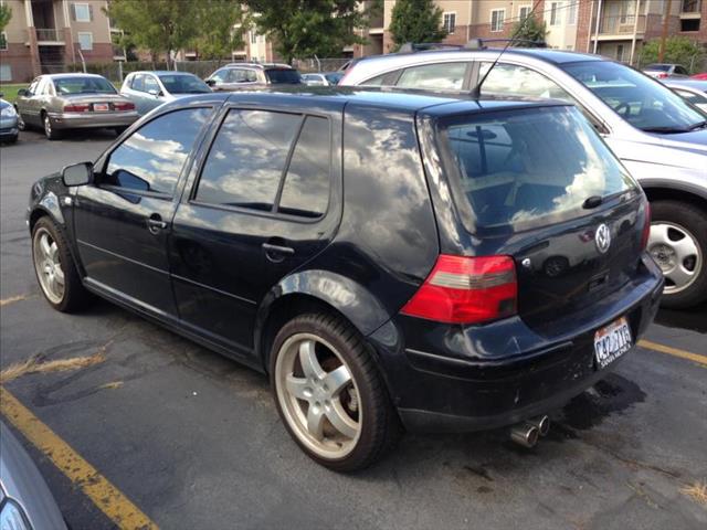 2003 Volkswagen Golf FWD 4dr Sport