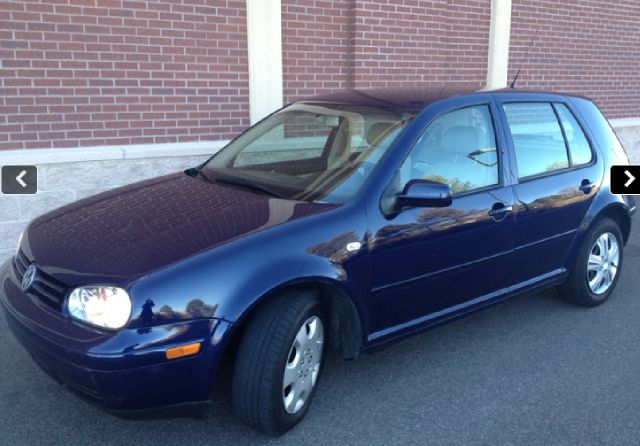 2003 Volkswagen Golf Sle-1 FWD