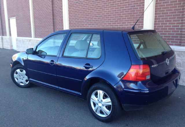 2003 Volkswagen Golf Sle-1 FWD