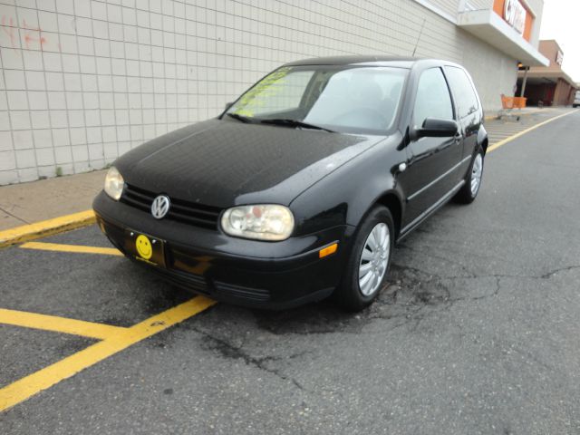 2003 Volkswagen Golf I-4 Manual