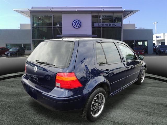 2004 Volkswagen Golf S Sedan