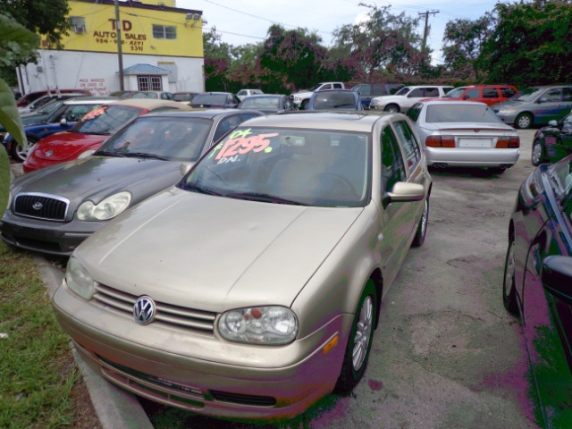 2004 Volkswagen Golf Unknown