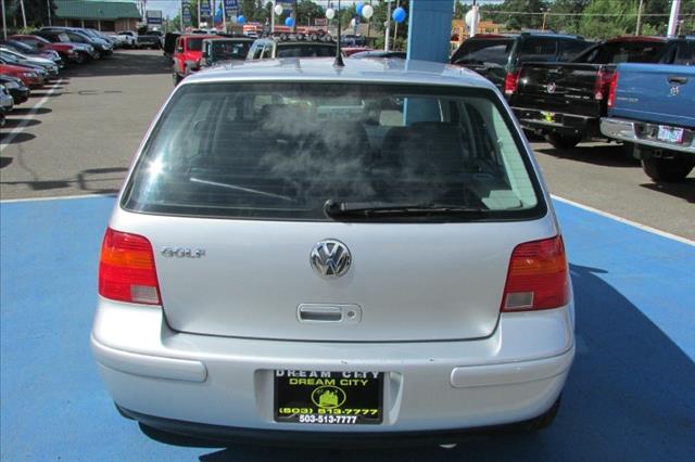 2004 Volkswagen Golf Sle-1 FWD
