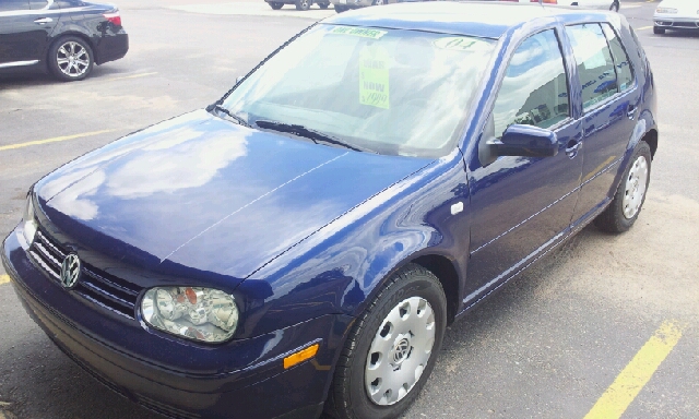 2004 Volkswagen Golf Sle-1 FWD