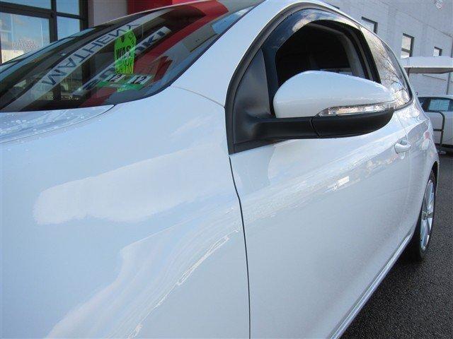 2011 Volkswagen Golf CD With MP3