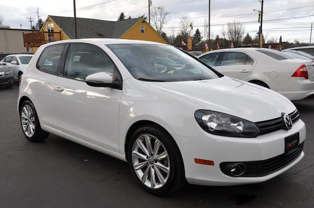 2012 Volkswagen Golf Elite Nav DVD