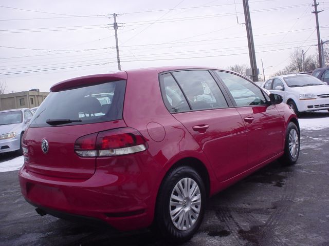 2013 Volkswagen Golf Rear Entertainment3rd Row