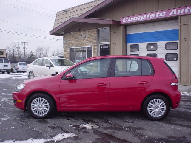 2013 Volkswagen Golf Rear Entertainment3rd Row