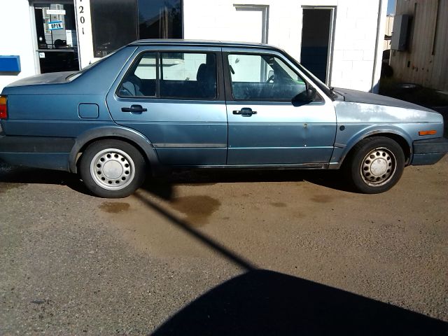 1990 Volkswagen Jetta S Sedan