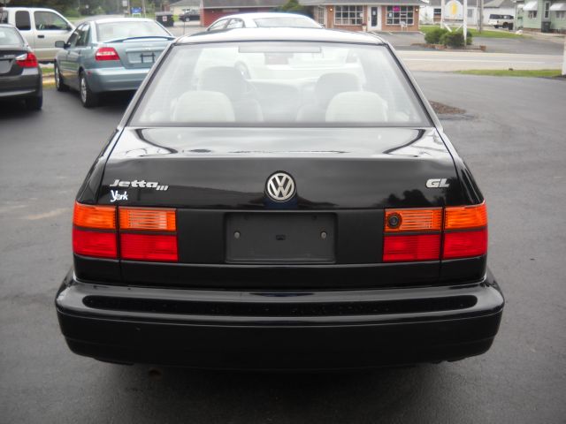 1995 Volkswagen Jetta S Sedan