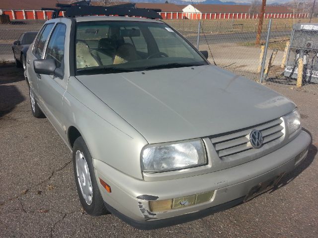 1997 Volkswagen Jetta S Sedan