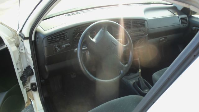 1998 Volkswagen Jetta S Sedan