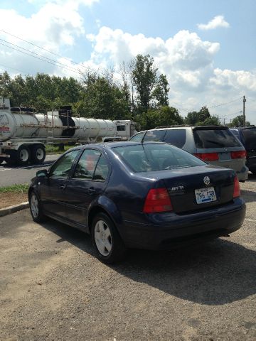 1999 Volkswagen Jetta Quad Cab 4x2 Shortbox XLT