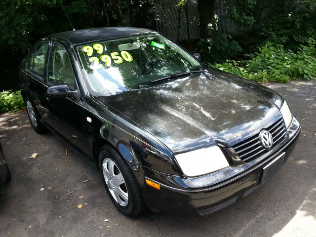 1999 Volkswagen Jetta Quad Cab 4x2 Shortbox XLT