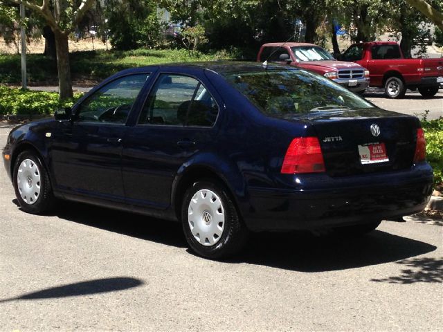 1999 Volkswagen Jetta I-4 Manual