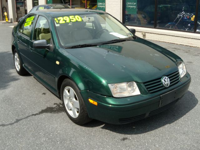 1999 Volkswagen Jetta Quad Cab 4x2 Shortbox XLT