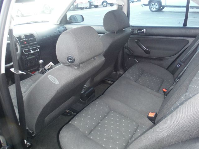 1999 Volkswagen Jetta I-4 Manual