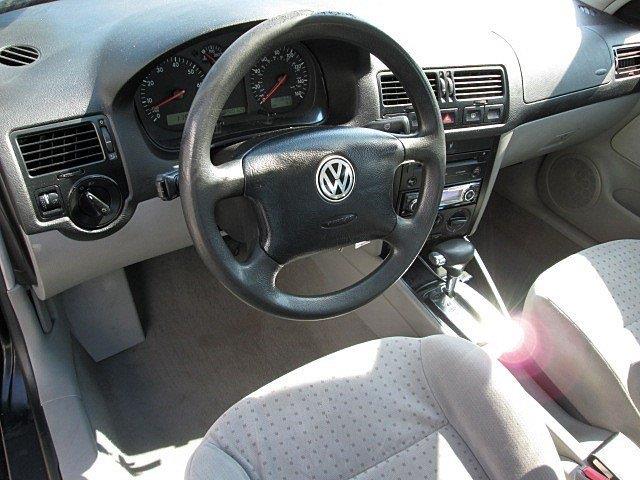 1999 Volkswagen Jetta FWD 4dr Sport