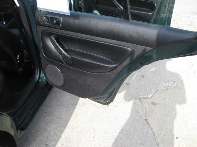 1999 Volkswagen Jetta FX4 Off-road Pickup 4D 6 Ft