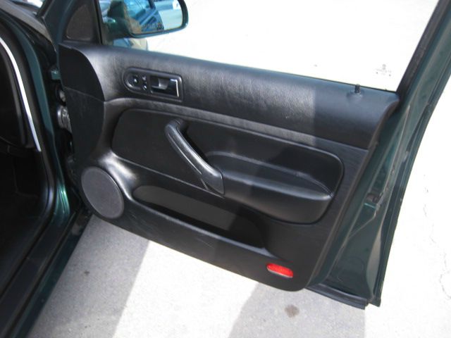 1999 Volkswagen Jetta FX4 Off-road Pickup 4D 6 Ft