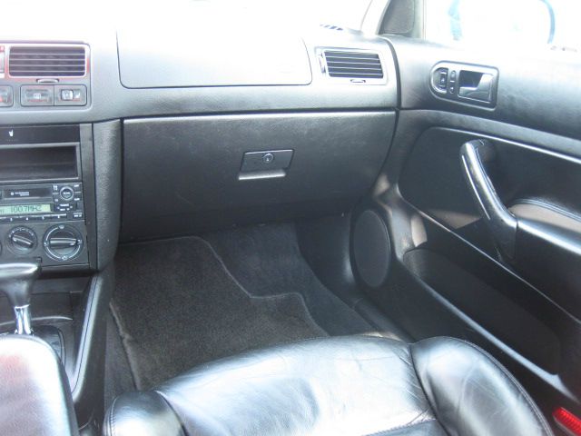 1999 Volkswagen Jetta FX4 Off-road Pickup 4D 6 Ft