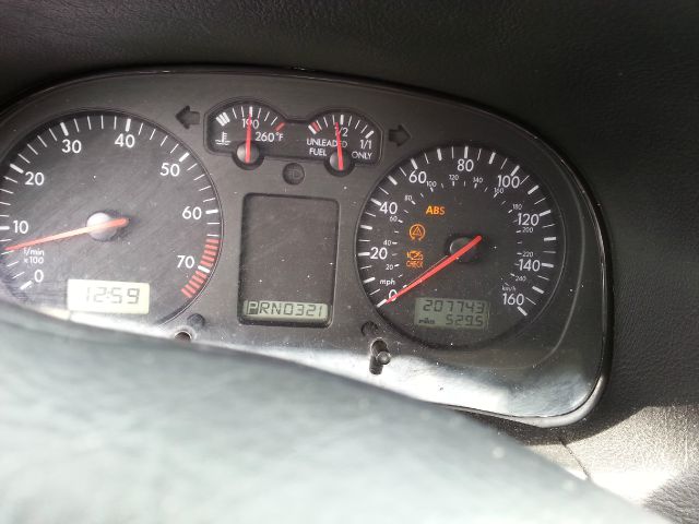 2000 Volkswagen Jetta FX4 Off-road Pickup 4D 6 Ft