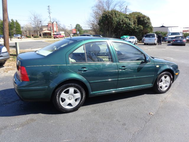 2000 Volkswagen Jetta Quad Cab 4x2 Shortbox XLT