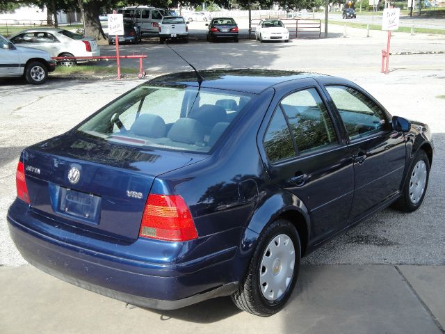 2000 Volkswagen Jetta FX4 Off-road Pickup 4D 6 Ft