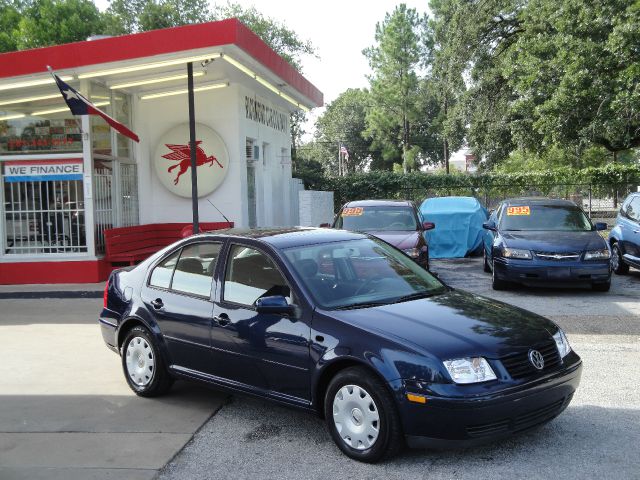 2000 Volkswagen Jetta FX4 Off-road Pickup 4D 6 Ft