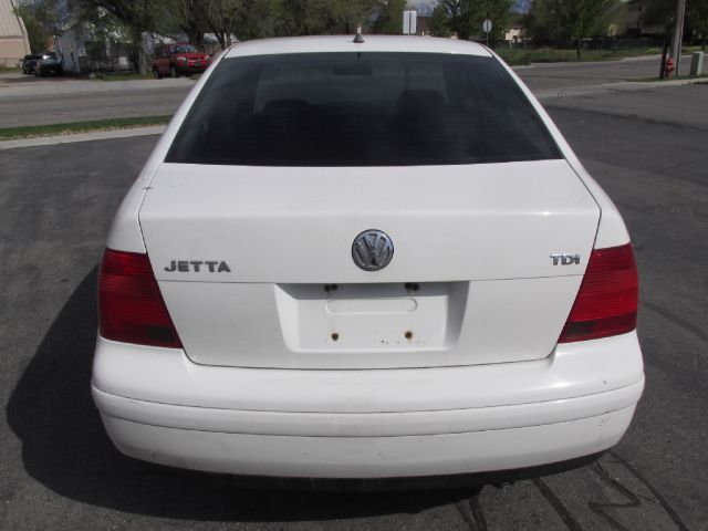 2000 Volkswagen Jetta 4dr 112 WB AWD