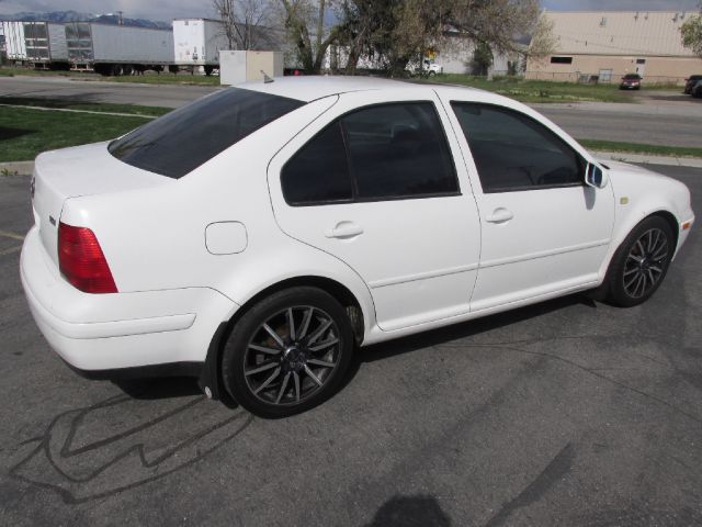 2000 Volkswagen Jetta 4dr 112 WB AWD