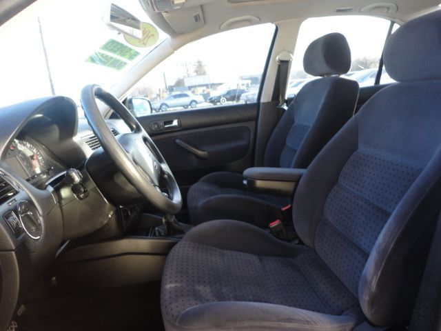 2000 Volkswagen Jetta Quad Cab 4x2 Shortbox XLT