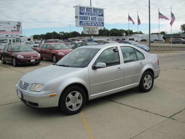 2000 Volkswagen Jetta Quad Cab 4x2 Shortbox XLT