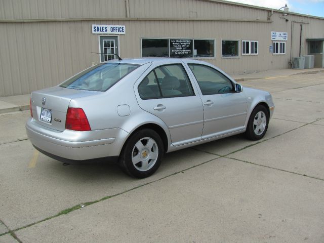 2000 Volkswagen Jetta Quad Cab 4x2 Shortbox XLT