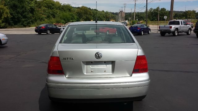 2000 Volkswagen Jetta FX4 Off-road Pickup 4D 6 Ft