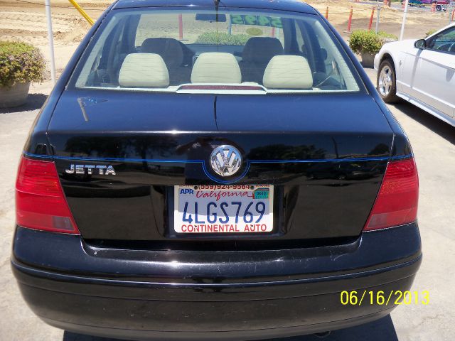 2000 Volkswagen Jetta I-4 Manual