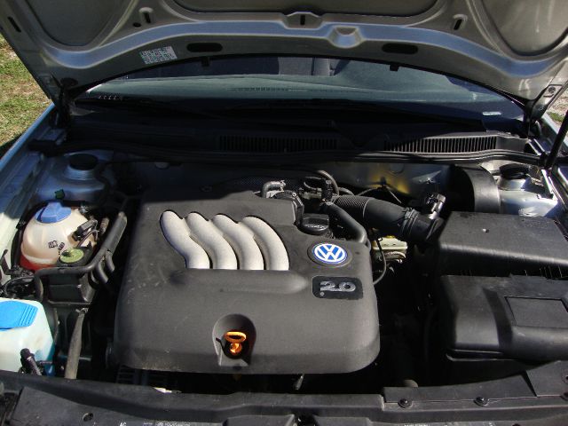 2001 Volkswagen Jetta Quad Cab 4x2 Shortbox XLT