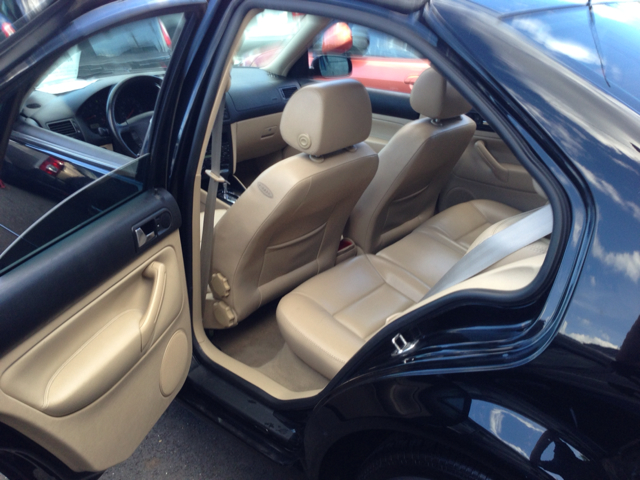 2001 Volkswagen Jetta FWD 4dr Sport