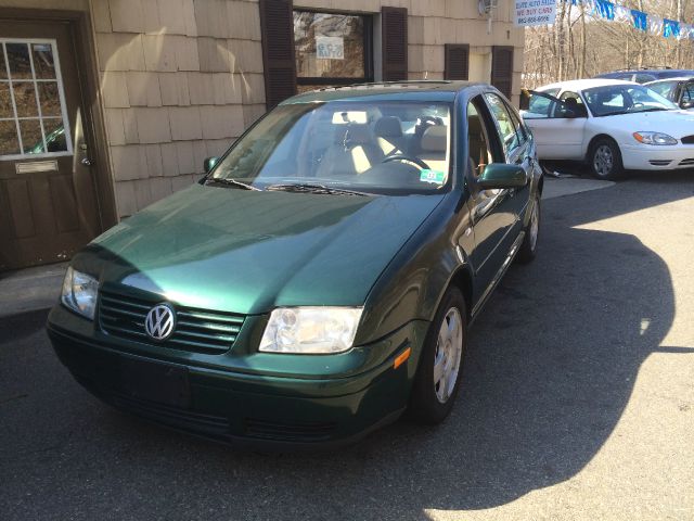 2001 Volkswagen Jetta Quad Cab 4x2 Shortbox XLT