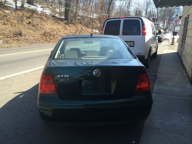 2001 Volkswagen Jetta Quad Cab 4x2 Shortbox XLT
