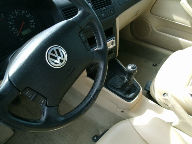 2001 Volkswagen Jetta Quad Cab 4x2 Shortbox XLT