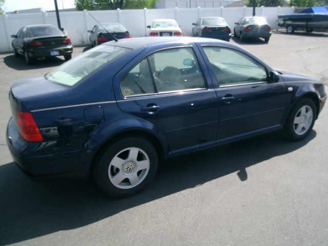 2001 Volkswagen Jetta Quad Cab 4x2 Shortbox XLT