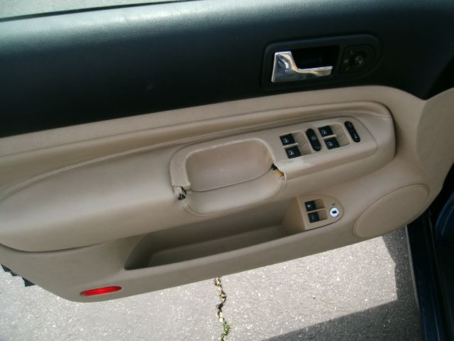 2001 Volkswagen Jetta Quad Cab 4x2 Shortbox XLT