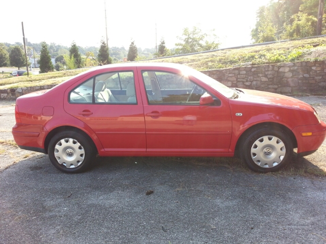 2001 Volkswagen Jetta FWD 4dr Sport