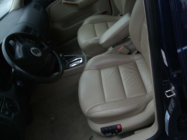 2001 Volkswagen Jetta SE Crew Cab 4WD FFV