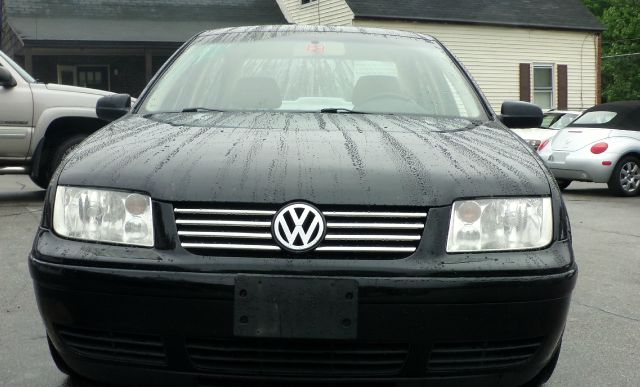 2001 Volkswagen Jetta Quad Cab 4x2 Shortbox XLT